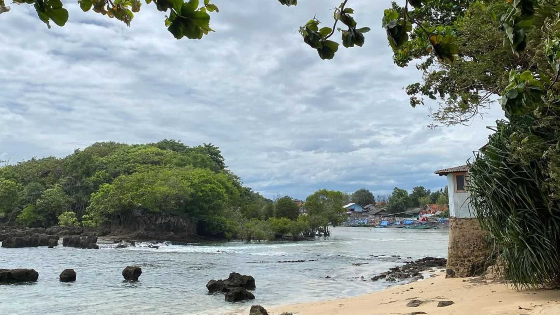 Rekomendasi Pantai di Jawa Barat, Salah Satunya Berada di Garut